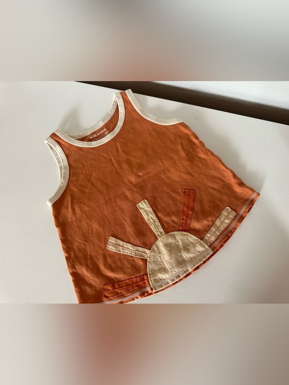 Wild Wawa Rust Sun Applique Tank Top 2/3yrs